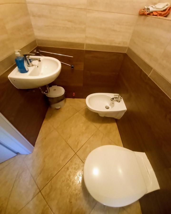 Aqua Apartman Révfülöp Eksteriør billede